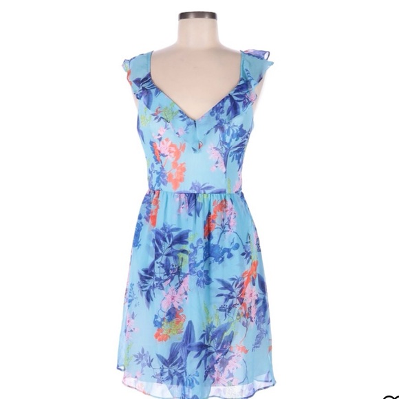 GUESS Chiffon Flutter Dress Sz 6 - Picture 1 of 10